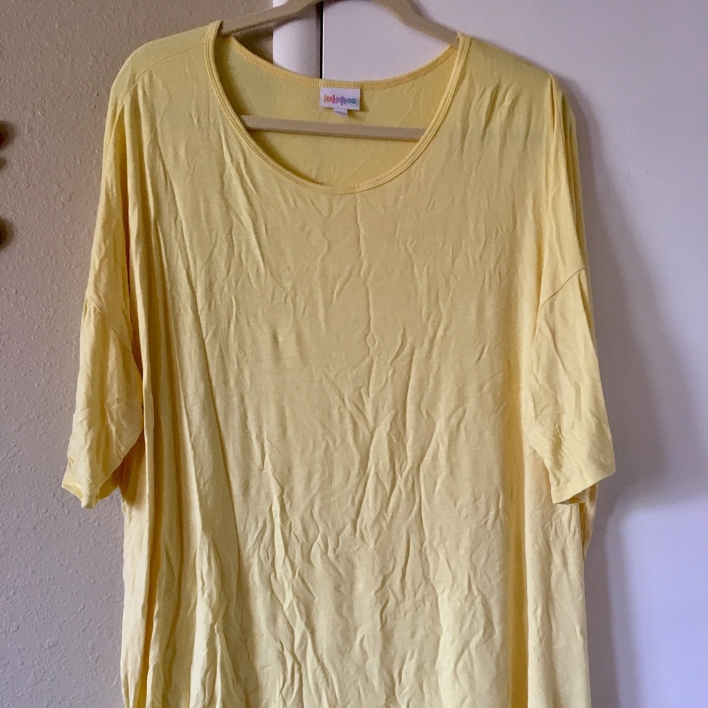 Lularoe Irma top